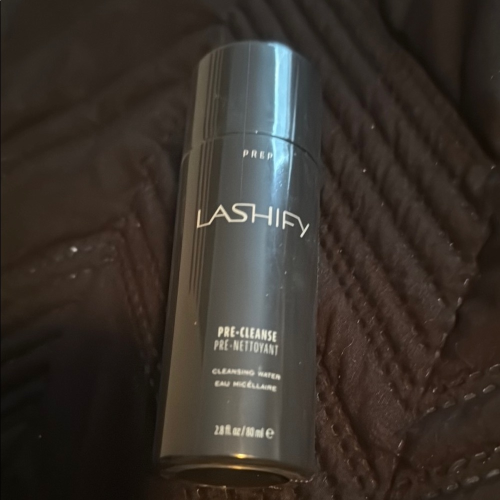 LASHIFY Pre-Cleanse Cleansing Water in Black Bottle